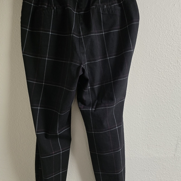 Alfani Black Plaid Ankle Pant - Picture 7 of 10